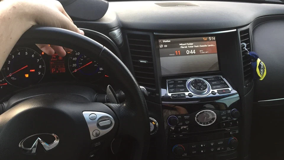 Infiniti FX 2