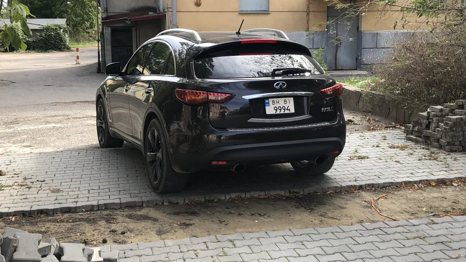 Infiniti FX 2