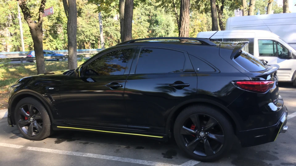 Infiniti FX 5