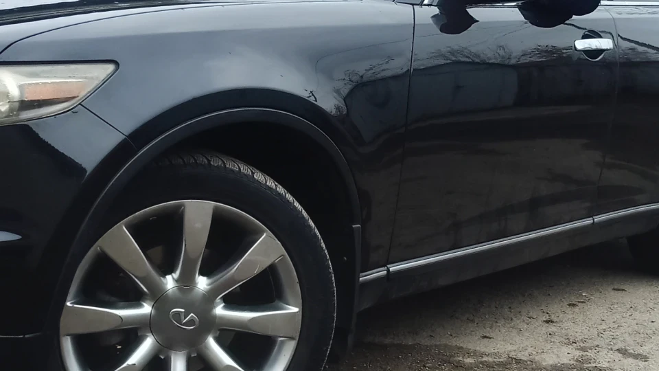 Infiniti FX 3,5 2