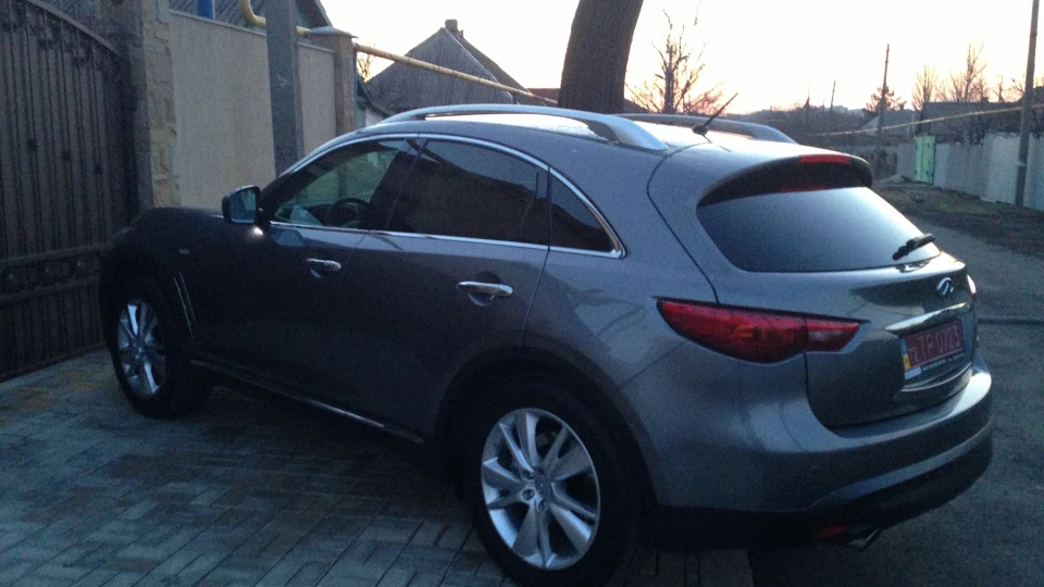 Infiniti FX 37 4