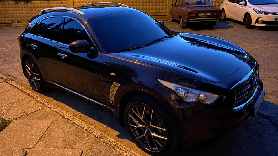 Infiniti FX 50S Нефертениш 2