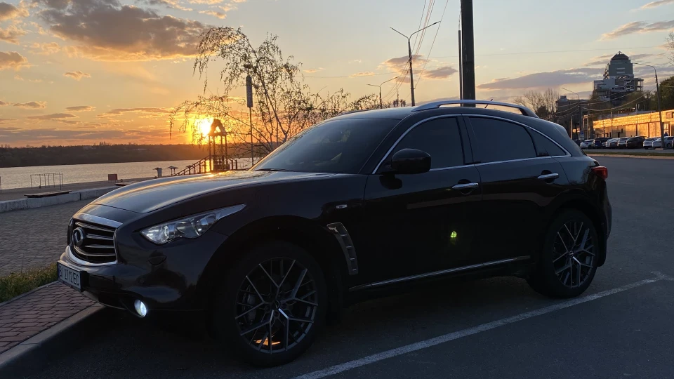 Infiniti FX 50S Нефертениш 5