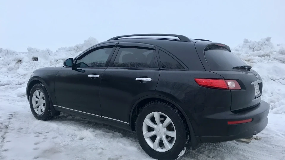 Infiniti FX 2