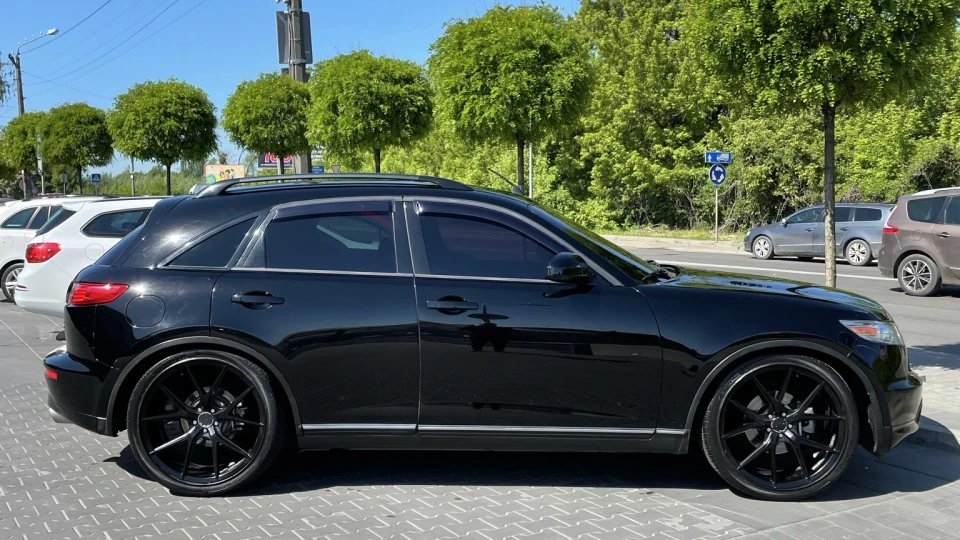 Infiniti FX Фіона на r22 ковзанках 2