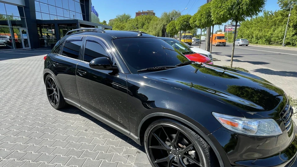 Infiniti FX Фіона на r22 ковзанках 3
