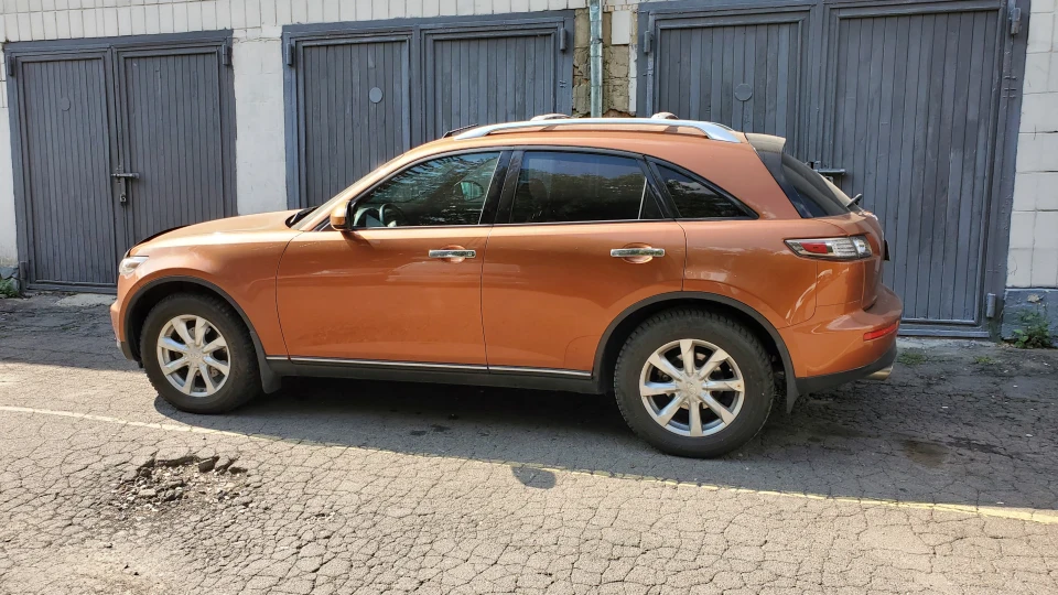 Infiniti FX Помаранчевий 5