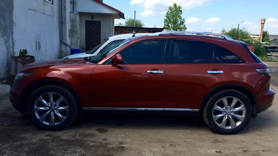 Infiniti FX РУЖИЙ ФІНІК 4