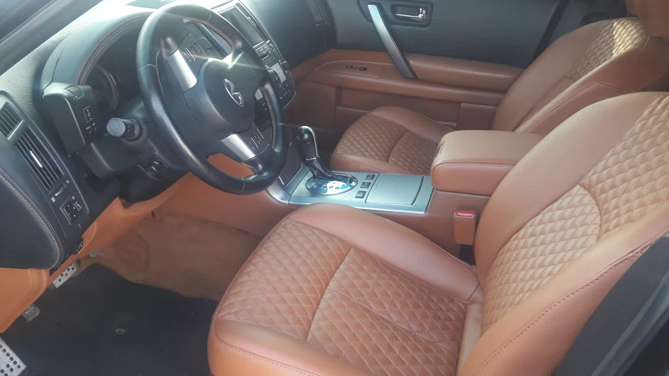 Infiniti FX Табуретка 2