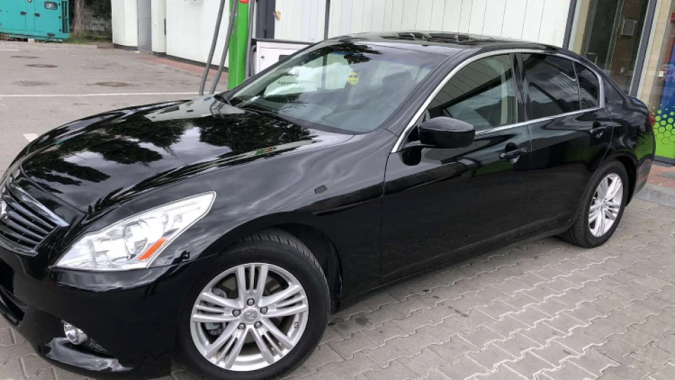 Infiniti G25 2
