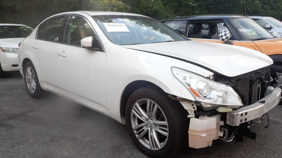 Infiniti G25 2