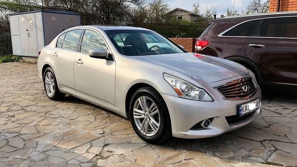 Infiniti G25 X 2