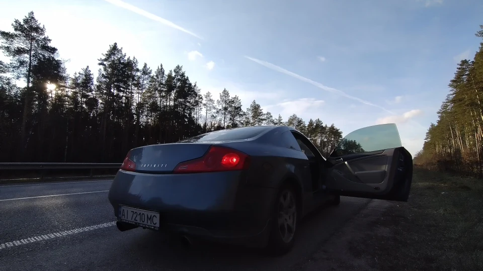 Infiniti G35 Coupe 5
