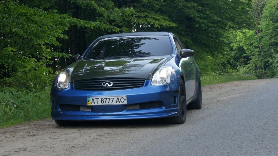 Infiniti G35 Coupe 2