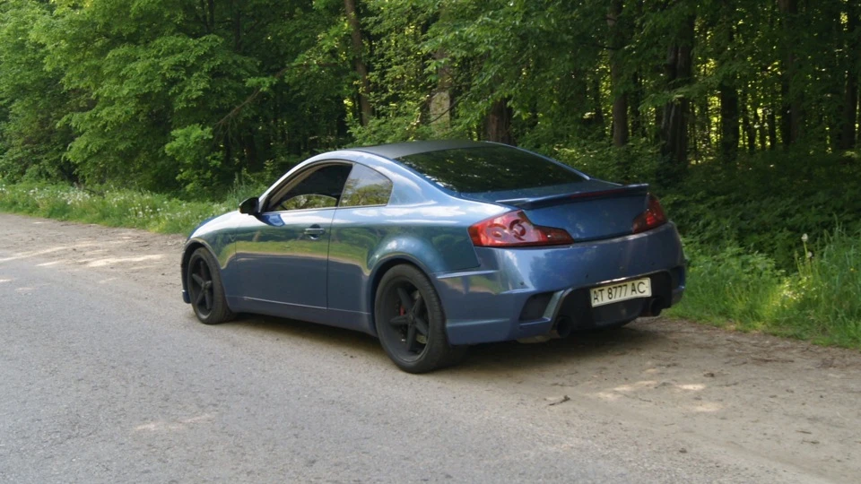 Infiniti G35 Coupe 4