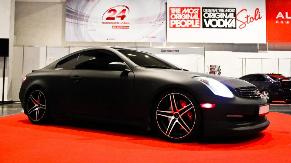 Infiniti G35 Coupe Матова 3