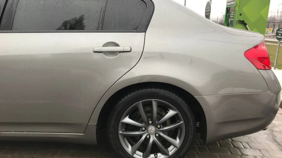 Infiniti G35 Sedan 2