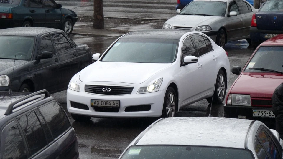 Infiniti G35 Sedan 35xS 2