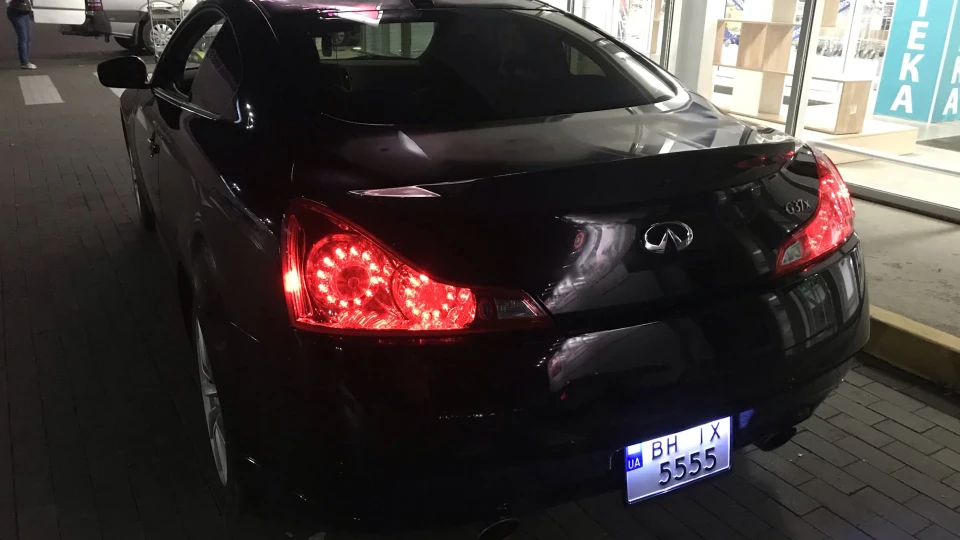 Infiniti G37 Coupe 5