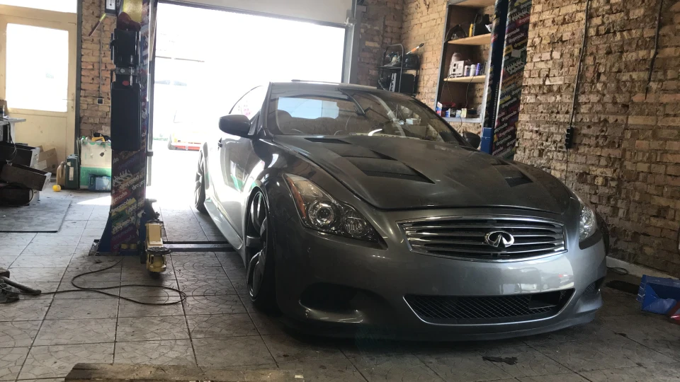 Infiniti G37 Coupe 5