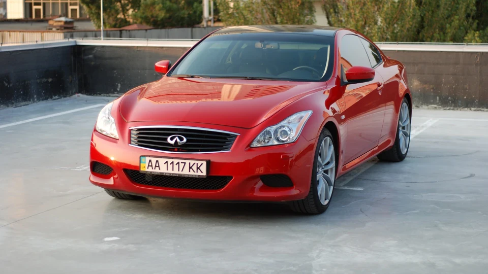 Infiniti G37 Coupe 2