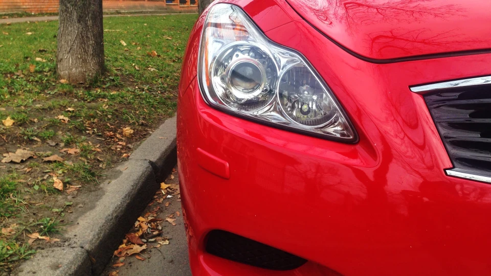 Infiniti G37 Coupe 4