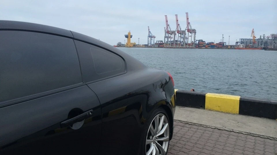 Infiniti G37 Coupe 2