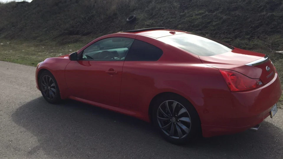 Infiniti G37 Coupe 4