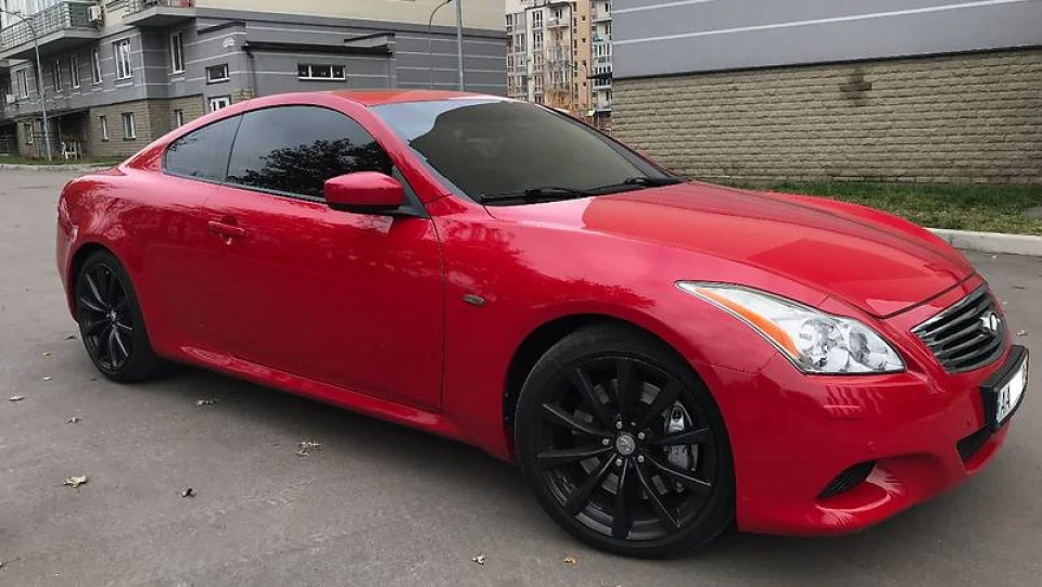 Infiniti G37 Coupe Феррарі для бідних 3