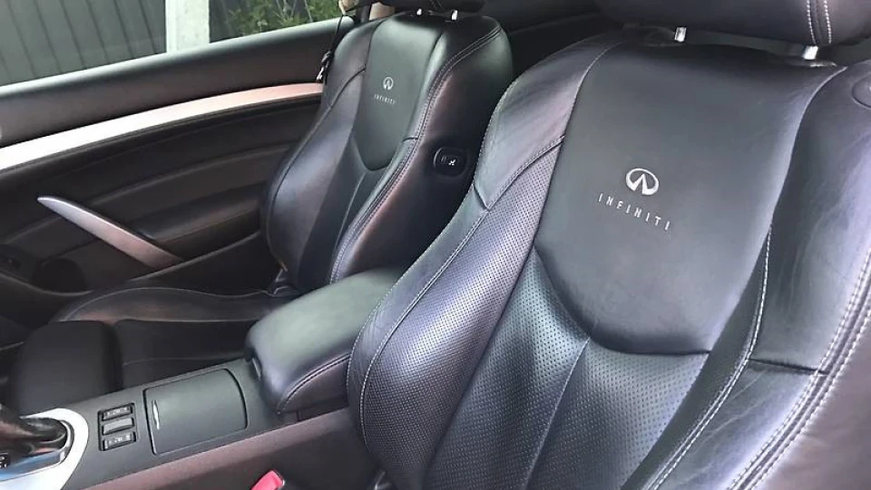 Infiniti G37 Coupe Феррарі для бідних 5