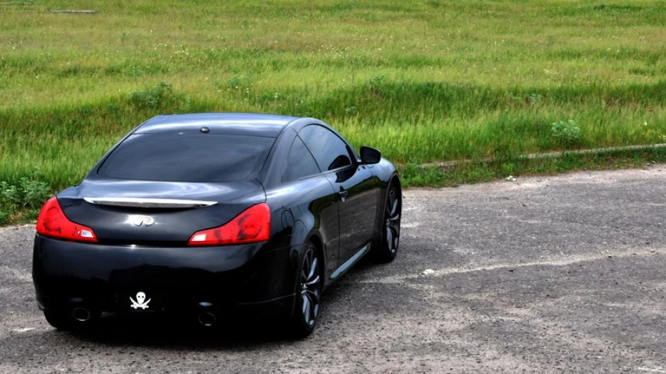 Infiniti G37 Coupe Піратська Шхуна 2