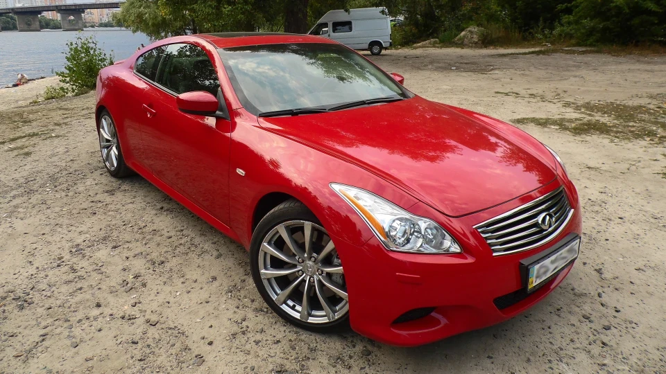 Infiniti G37 Coupe Rocket