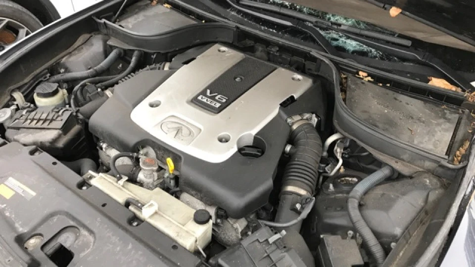 Infiniti G37 Sedan 4