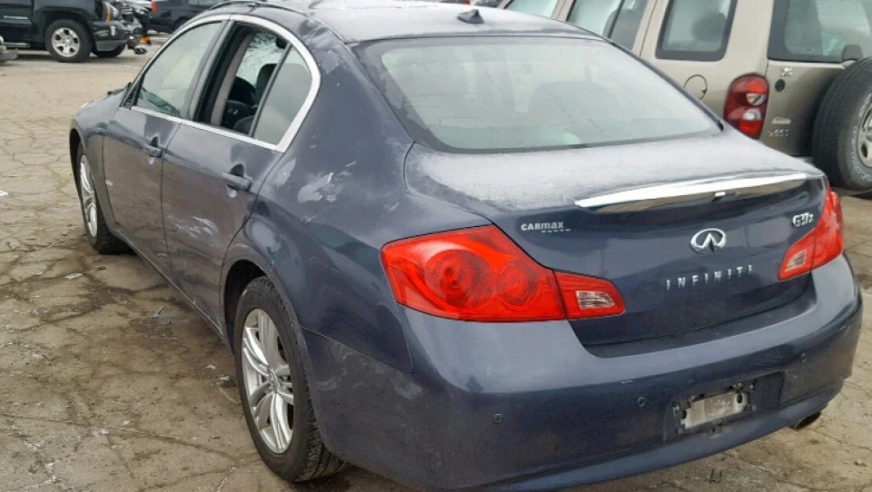 Infiniti G37 Sedan 5
