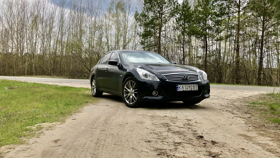 Infiniti G37 Sedan Blackie G 4