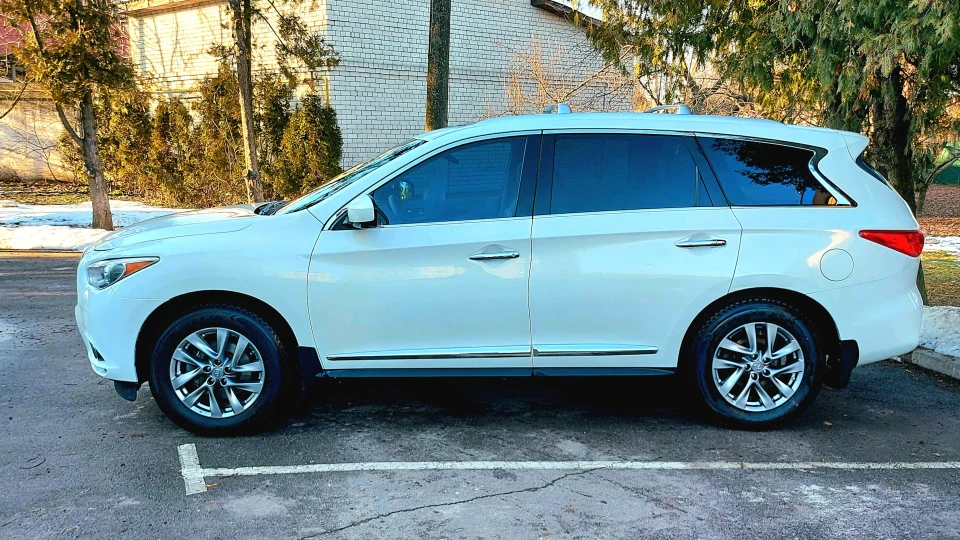 Infiniti JX 3.5 AWD 3