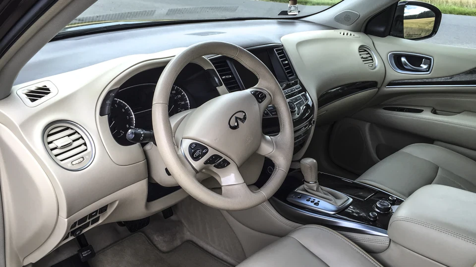 Infiniti JX 35 3