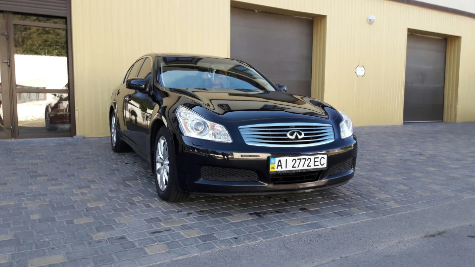 Infiniti M 3