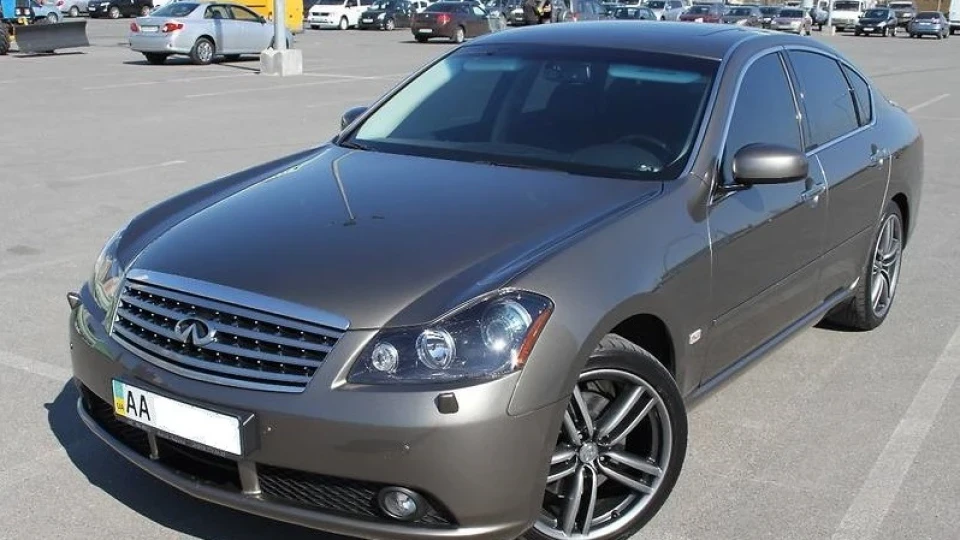 Infiniti M 45 агресор V8 2