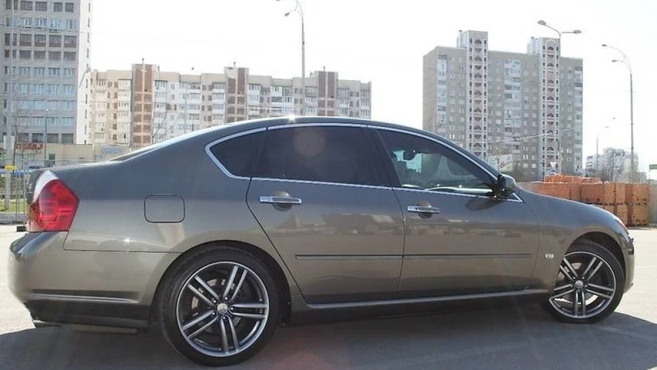 Infiniti M 45 агресор V8 5