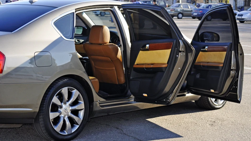 Infiniti M 4.5 літра насолоди 5