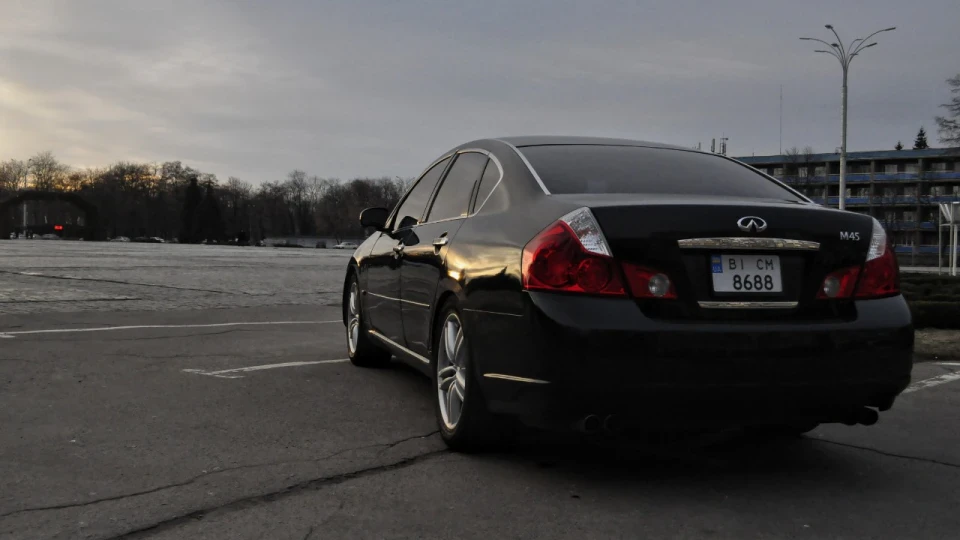 Infiniti M Flashback 2