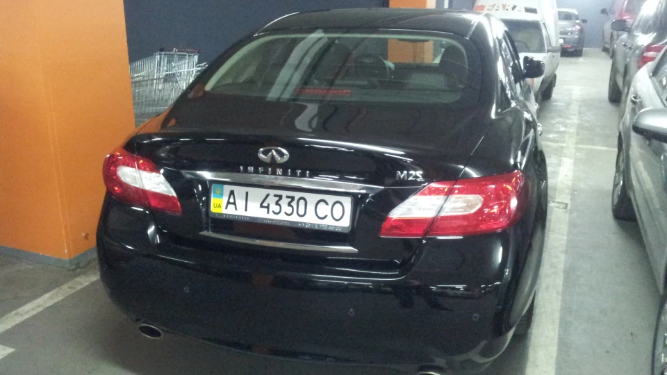 Infiniti M М25 3