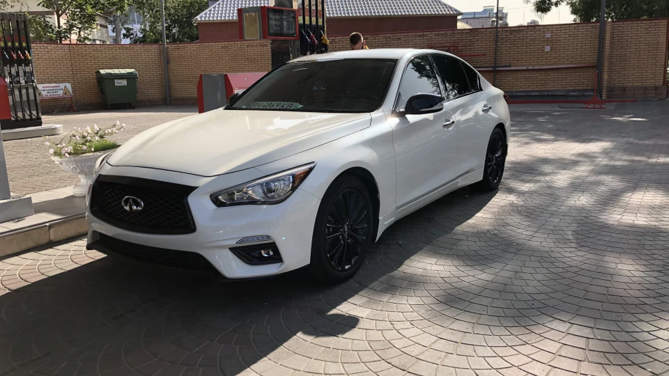 Infiniti Q50