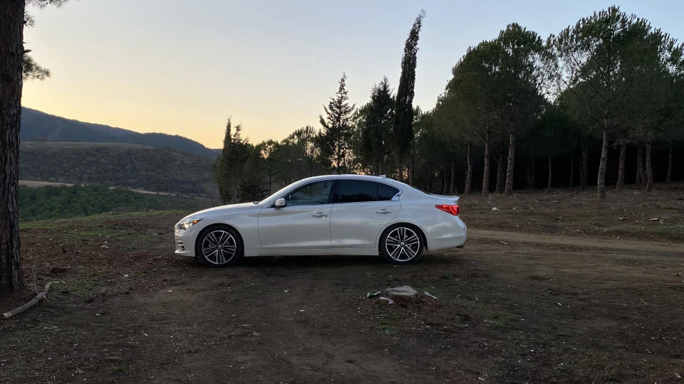 Infiniti Q50