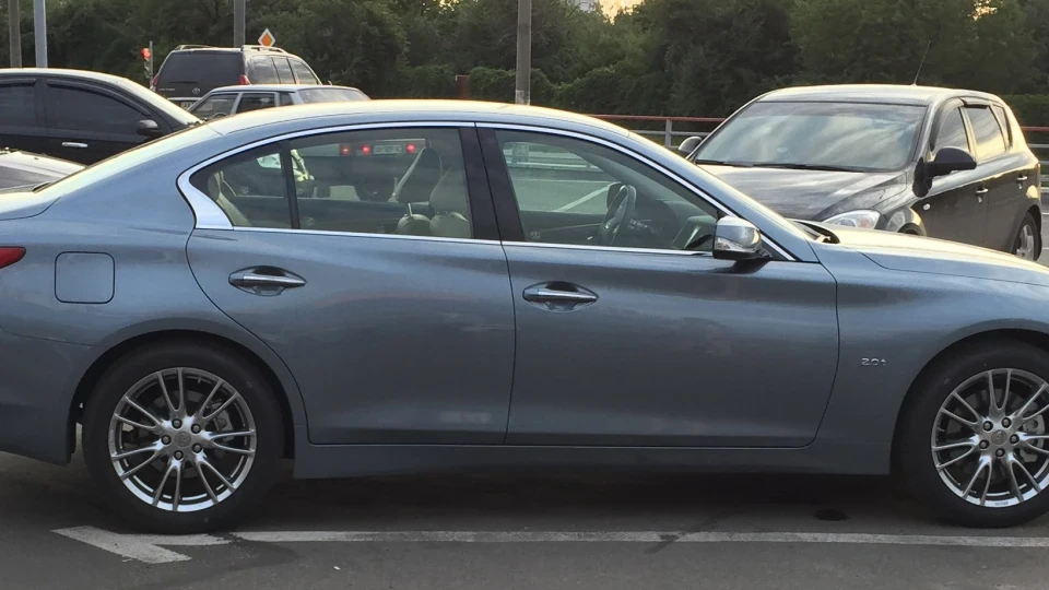 Infiniti Q50