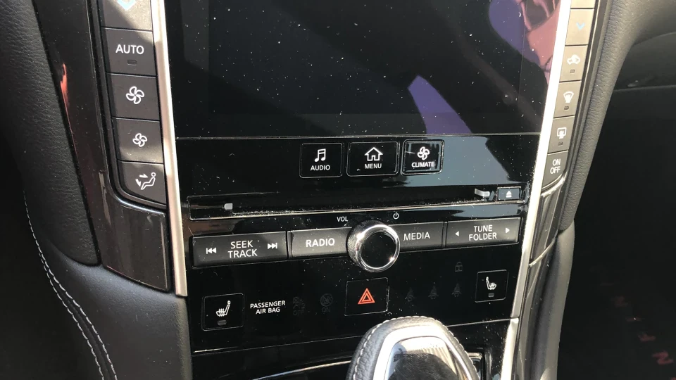 Infiniti Q50 2