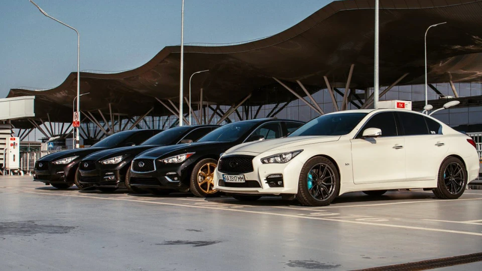 Infiniti Q50 3.0 520 л.с RWD 4