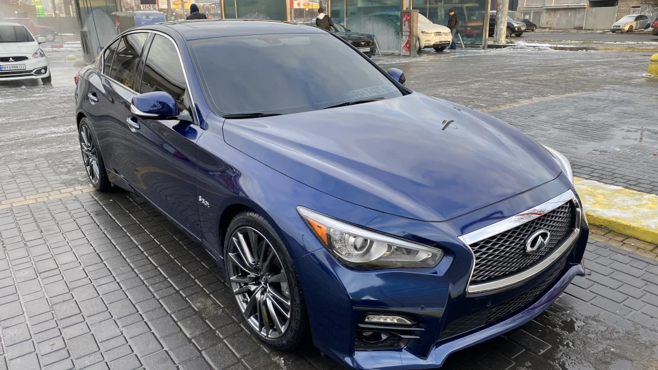 Infiniti Q50 3.0 Red Sport 4