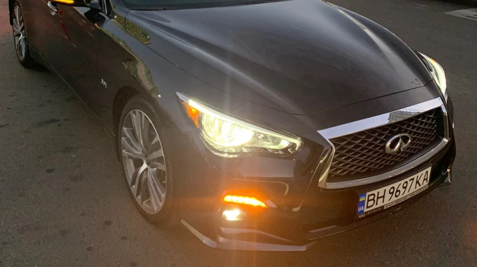 Infiniti Q50 3.0 Twin Turbo 5